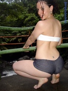 [Image: ME184F8B_t.JPG]