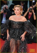 florence-pugh-dwd-premiere-venice-red-carpet-pics-22.jpg