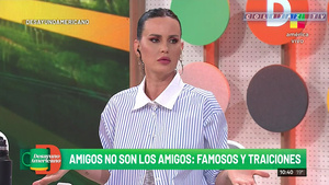 Natalie.Weber.Se.Abre.Camisa.Desayuno.Americano.1080P-ColitazTV.32.jpeg