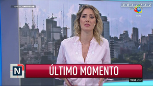 Carolina.Losada.Pantalon.Ajustado.Camisa.Abierta.AN.1080P-Colitaz.120.jpeg