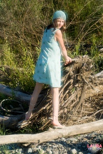 [Image: ME1A0U3O_t.jpg]