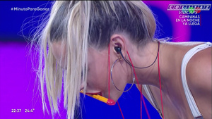 Noelia.Marzol.Minuto.Para.Ganar.Vestido.Blanco.Boquita.1080P-Colitaz.43.jpeg
