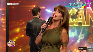 Silvina.Escudero.Cantando.2024.Rock.1080P-Colitaz.37.jpeg