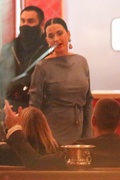 katy-perry-orlando-bloom-bday-dinner-friends-32.jpg