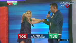 Laurita.Fernandez.Vestido.Negro.Tajo.Descuido.Combate.1080P-Colitaz.01.jpeg