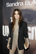 Sandra+Bullock+Netflix+LA+Premiere+Unforgivable+5Lpg1CeLq8Ox.jpg