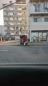 2s6yRyQH.jpg