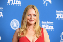 Heather Graham - Page 3 MES3IA2_t