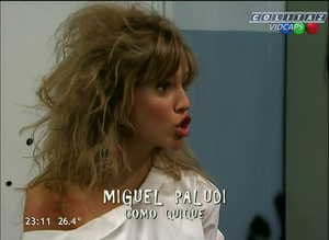 Luisana.Lopilato.Casados.Con.Hijos.Pool.HD-Colitaz.04.jpeg