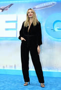 Jodie+Comer+UK+Premiere+20th+Century+Studios+hL-0CojlvKZx.jpg