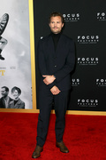Jamie+Dornan+Los+Angeles+Premiere+Focus+Features+vno_KlfdzDnx.jpg