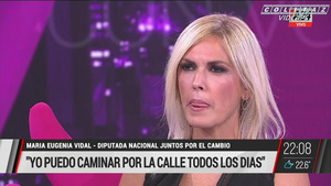 Viviana.Canosa.Platinada.Blusa.Negra.Escote.Viviana.Con.Vos.1080P-Colitaz.47.jpeg