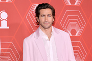 Jake+Gyllenhaal+74th+Annual+Tony+Awards+Arrivals+p1MVEQPV-Shx.jpg