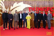 chris-pine-hugh-grant-rege-jean-page-dungeons-dragons-berlin-22.jpg