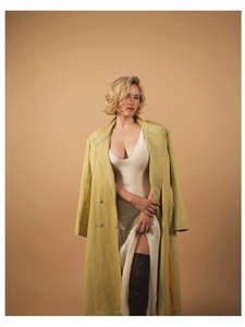 Emily Osment (8).jpeg