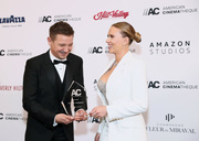 Scarlett+Johansson+35th+Annual+American+Cinematheque+SklbVMKE1wCx.jpg
