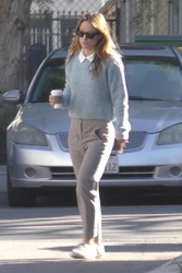 Olivia Wilde - Page 6 MEIPVHZ_t