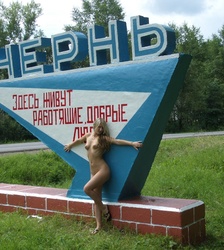 ME1D746B_t.jpg