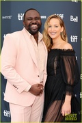 jennifer-lawrence-causeway-tiff-premiere-02.jpg