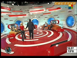 Fernanda.Vives.Jeans.Ajustados.Vueltita.Intrusos.2006.SD.HQ.60FPs.No.Audio-Colitaz.70.jpeg
