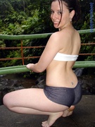 [Image: ME184F87_t.JPG]