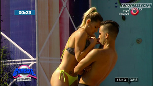 Mica.Viciconte.Combate.Jugando.Hielo.Combate.1080P-Colitaz.47.jpeg