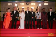 anne-hathaway-armageddon-time-cannes-premiere-05.jpg