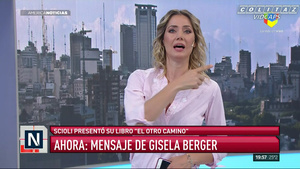 Carolina.Losada.Pantalon.Ajustado.Camisa.Abierta.AN.1080P-Colitaz.132.jpeg