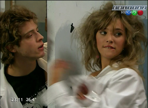 Luisana.Lopilato.Casados.Con.Hijos.Pool.HD-Colitaz.06.jpeg