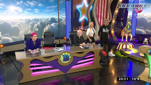 Alejandra.Maglietti.Pollerita.y.Camisita.Gambas.Bendita.1080P-Colitaz.05.jpeg