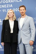 Kirsten+Dunst+Power+Dog+Photocall+78th+Venice+wRn0IoRHwMXx.jpg