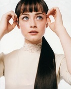 Alexis Bledel MEUB3XJ_t