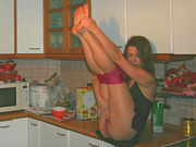 Naked-in-kitchen-010.jpg