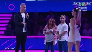 Noelia.Marzol.Minuto.Para.Ganar.Vestido.Blanco.Boquita.1080P-Colitaz.13.jpeg