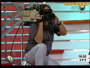 Nazarena.Velez.2x.Vueltitas.Pollerita.y.Marcando.Pezones.Intrusos.SD.HQ.60FPS-Colitaz.07a154.jpeg