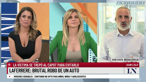Debora.Plager.Saco.Verde.Marcando.Pechos.LN.1080P-Colitaz.41.png