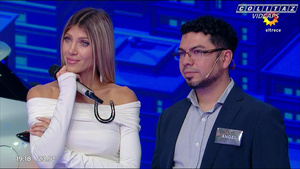 Cande.Ruggeri.Los.8.escalones.Oops.Pollerita.1080P.15.05.25-Colitaz.48.jpeg