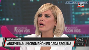 Viviana.Canosa.Camisa.Blanca.Desabotonada.1080P-ColitazTV.70.jpg