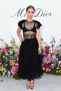 Natalie-Portman---Miss-Dior-Millefiori-Garden-Pop-Up-Opening-in-L.A.-08.jpg