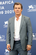 Josh+Brolin+Dune+Photocall+78th+Venice+International+XvZyX_UQPGax.jpg