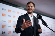 Jamie+Dornan+2021+Toronto+International+Film+jTrmd3Q0djzx.jpg