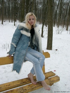 Permanent Link to City Feet – Masha – 2004 02 06 A winter fairy tale