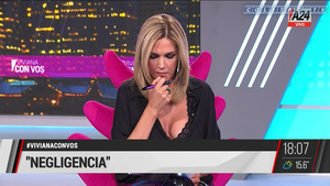 Viviana.Canosa.Camisa.Negra.Desabrochada.Viviana.Con.Vos.1080P-ColitazTV.29.jpeg