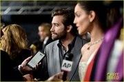jake-gyllenhaal-ambulance-la-premiere-28.jpg