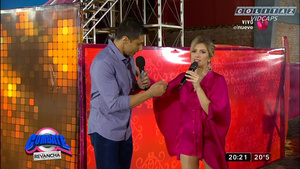Laurita.Fernandez.Aro.Combate.Descuido.Gomas.Combate.1080P-Colitaz.03.jpeg