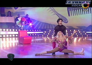 Pampita.Bailando.2008.Mini.Compilado.SD.60FPS.Colitaz.43.jpeg