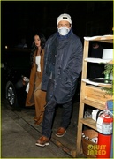 katy-perry-orlando-bloom-dinner-in-new-york-07.jpg