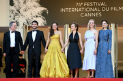 Marion+Cotillard+De+Son+Vivant+Peaceful+Red+X1hC8ZuTu5mx.jpg