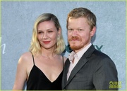 elizabeth-olsen-jesse-plemons-love-and-death-premiere-70.jpg
