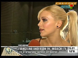 Evangelina.Anderson.Nota.Intrusos.Previa.Vueltita.SD.HQ.60FPS.No.Audio-Colitaz.21.jpeg